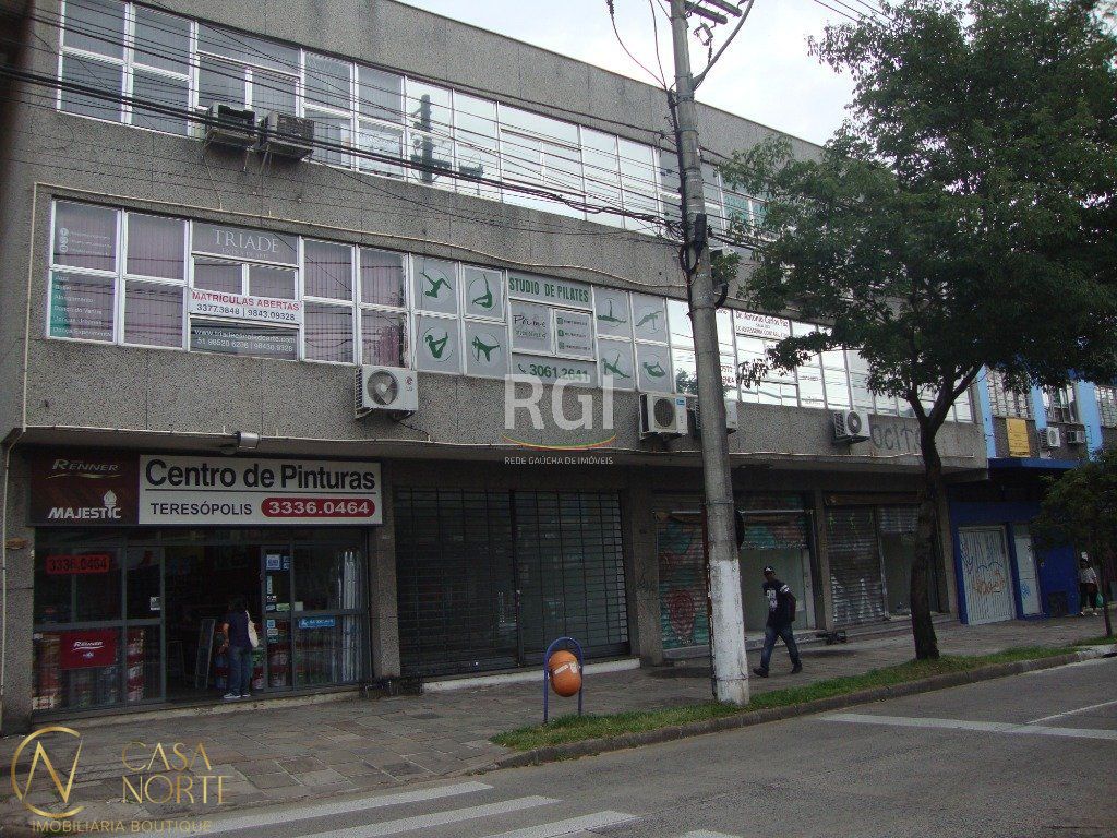 Sala Comercial à venda com 1 quarto, 79m², Avenida Teresópolis no bairro Teresópolis em Porto Alegre