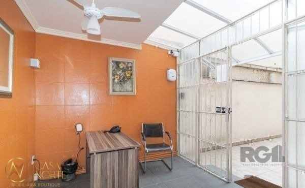 Kitnet à venda com 1 quarto, 24m², Avenida Ipiranga no bairro Azenha em Porto Alegre