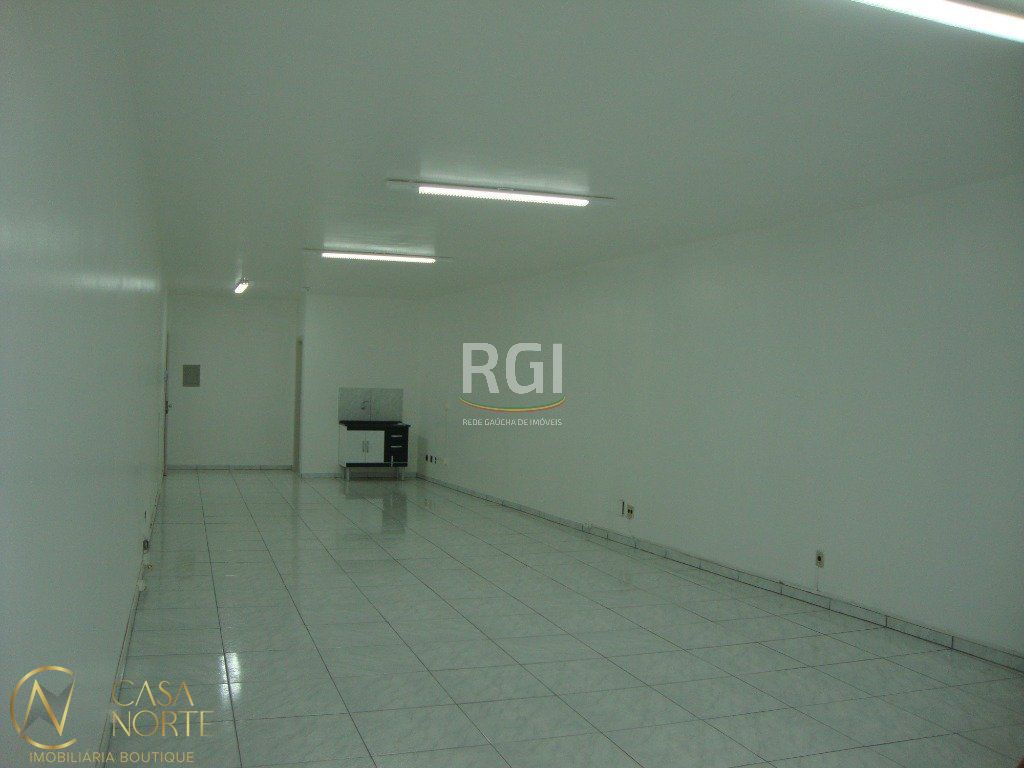 Sala Comercial à venda com 1 quarto, 79m², Avenida Teresópolis no bairro Teresópolis em Porto Alegre