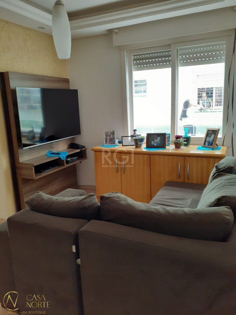 Apartamento à venda com 2 quartos, 56m², Avenida Juscelino Kubitschek de Oliveira no bairro Jardim Leopoldina em Porto Alegre