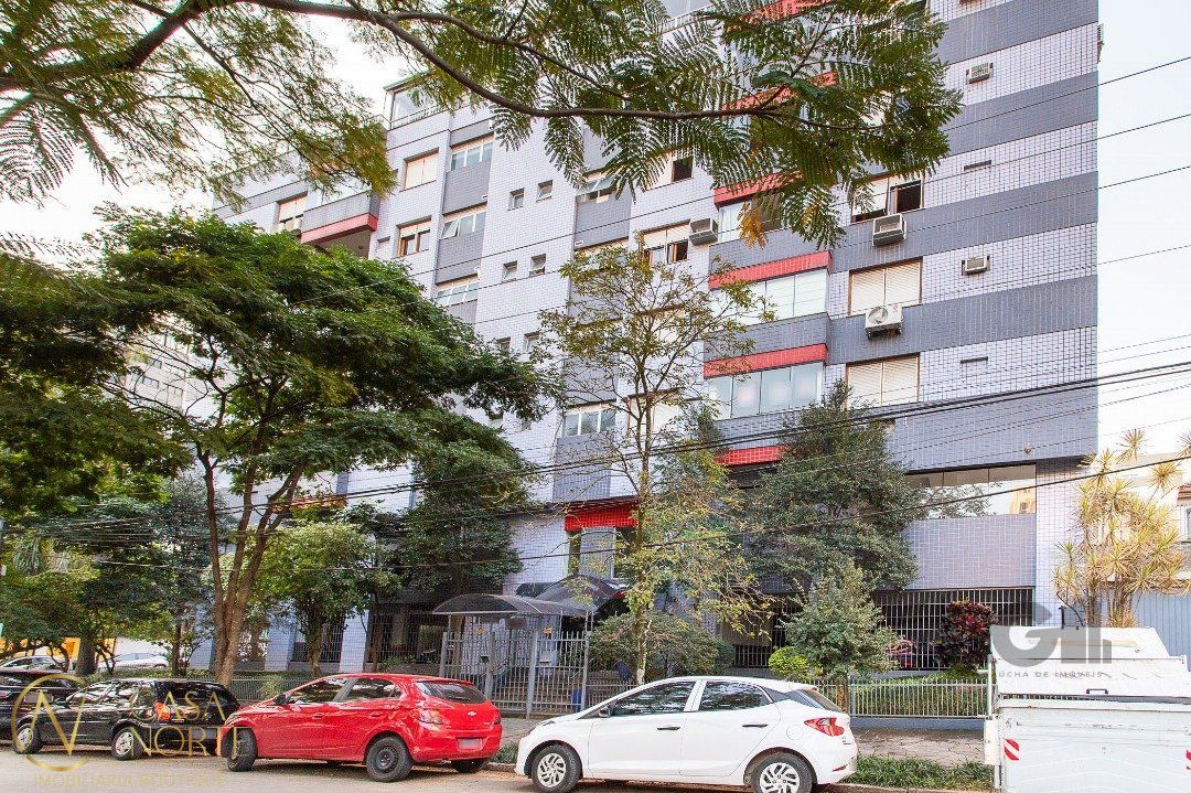 Cobertura à venda com 2 quartos, 173m², 2 vagas, Rua Mata Bacelar no bairro Auxiliadora em Porto Alegre