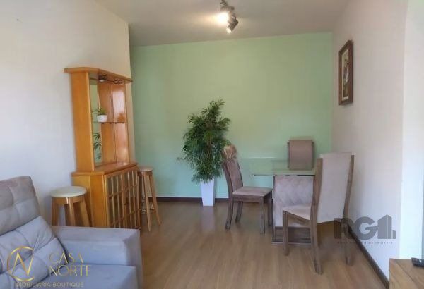 Apartamento à venda com 2 quartos, 67m², 1 vaga, Rua Doutor Castro de Menezes no bairro Vila Assunção em Porto Alegre