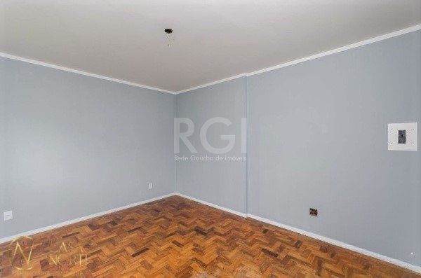 Apartamento à venda com 1 quarto, 29m², Rua Professora Cecy Cordeiro Thofehrn no bairro Sarandi em Porto Alegre