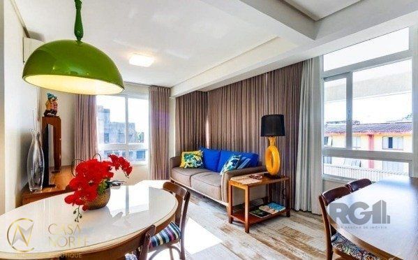 Apartamento à venda com 1 quarto, 56m², 1 suíte, 1 vaga, Rua Tobias Barreto no bairro Partenon em Porto Alegre
