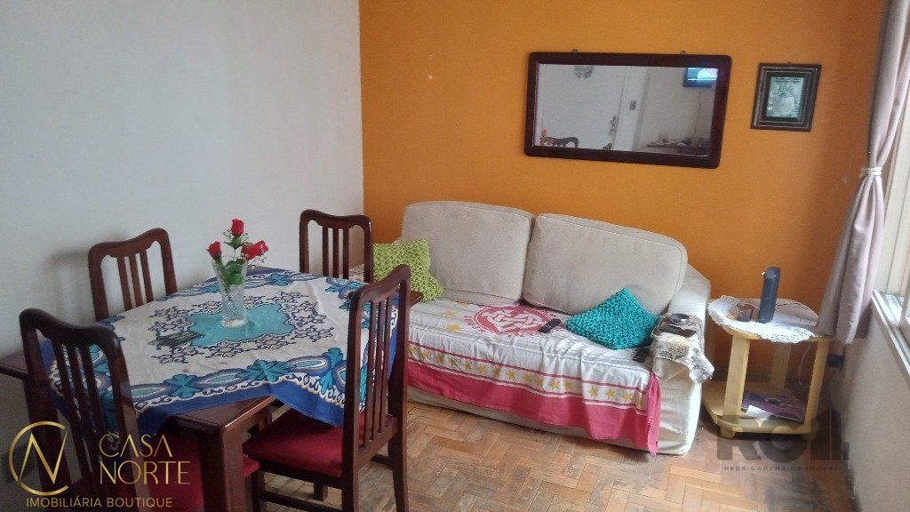 Apartamento à venda com 2 quartos, 65m², 1 vaga, Rua João de Magalhães no bairro Passo da Areia em Porto Alegre