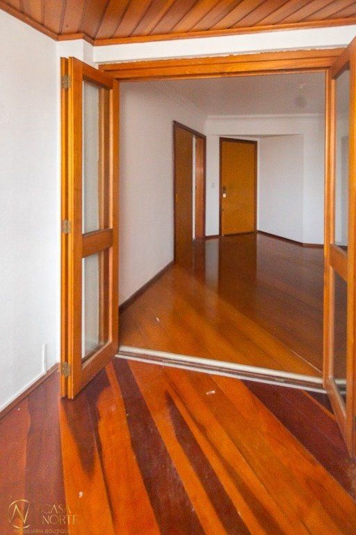 Apartamento à venda com 2 quartos, 65m², 1 vaga, Avenida Protásio Alves no bairro Petrópolis em Porto Alegre