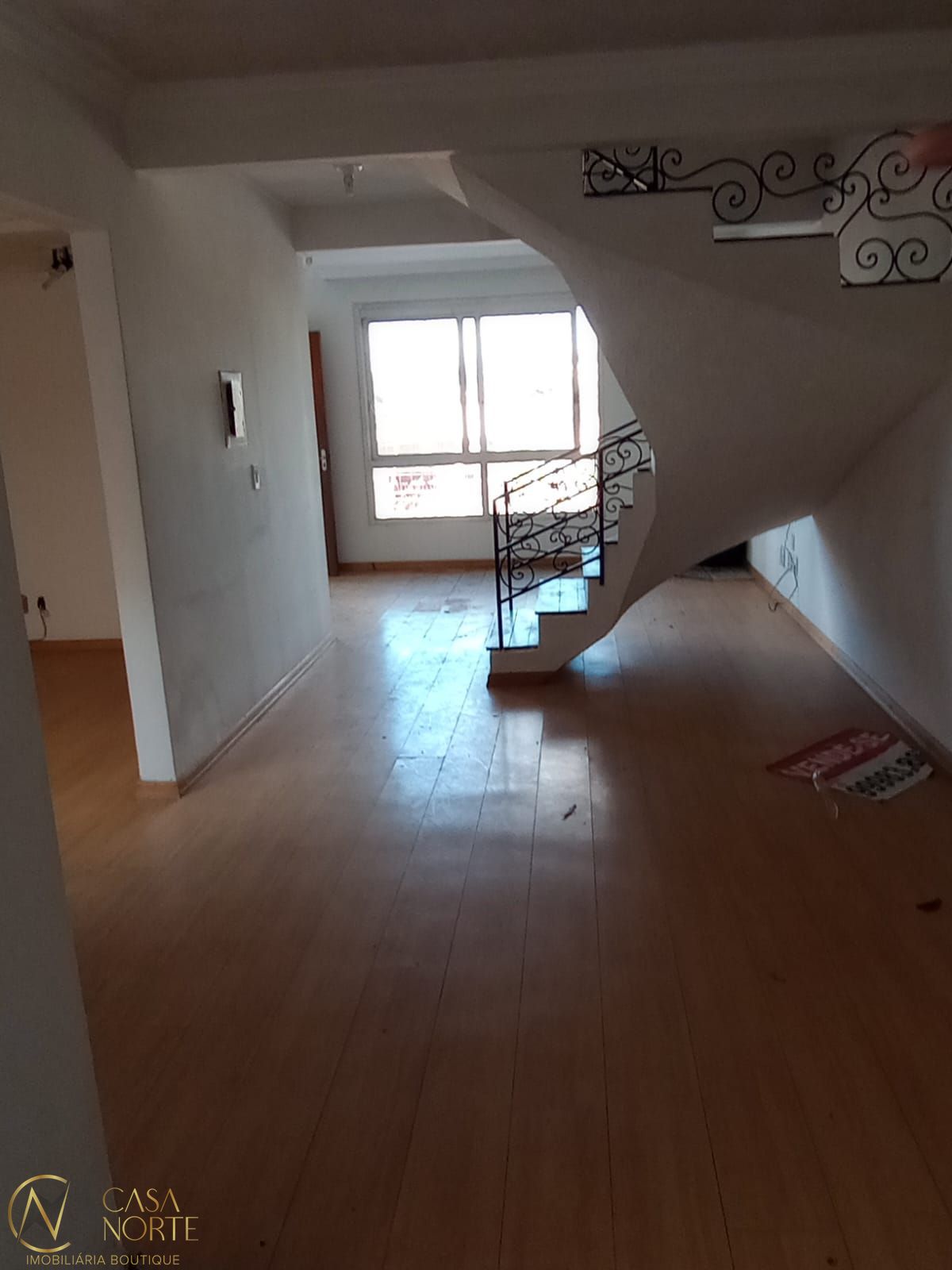 Casa à venda com 3 quartos, 156m², 3 suítes, 1 vaga, Rua Joaquim Cruz no bairro Santo Antônio em Porto Alegre