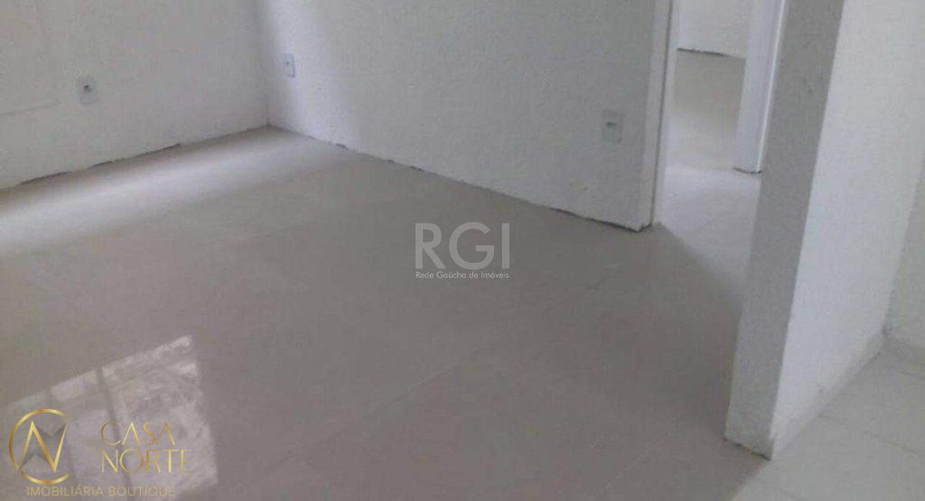 Apartamento à venda com 2 quartos, 40m², 1 vaga, Avenida Família Gonçalves Carneiro no bairro Cavalhada em Porto Alegre