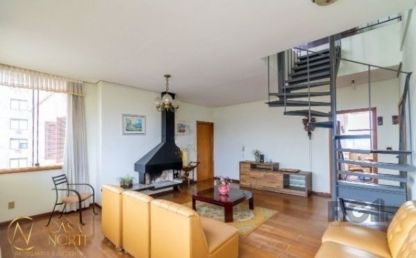 Cobertura à venda com 3 quartos, 245m², 1 suíte, 3 vagas, Rua Professor Freitas Cabral no bairro Jardim  Botânico em Porto Alegre