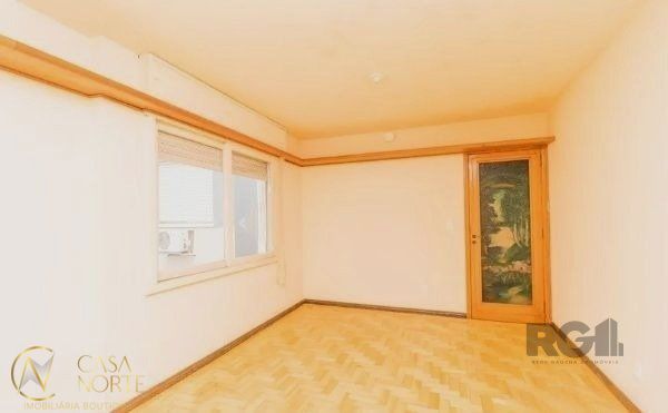 Cobertura à venda com 3 quartos, 109m², 1 suíte, 2 vagas, Rua Veador Porto no bairro Santana em Porto Alegre