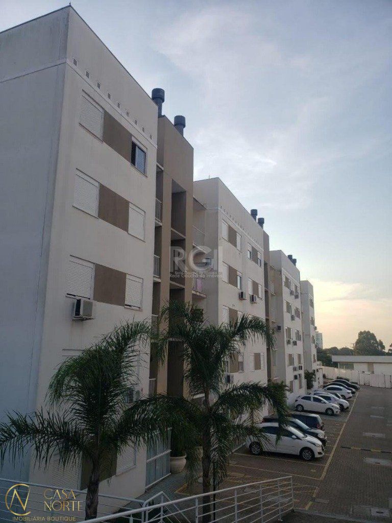 Apartamento à venda com 2 quartos, 50m², 1 vaga, Rua Joaquim de Carvalho no bairro Vila Nova em Porto Alegre