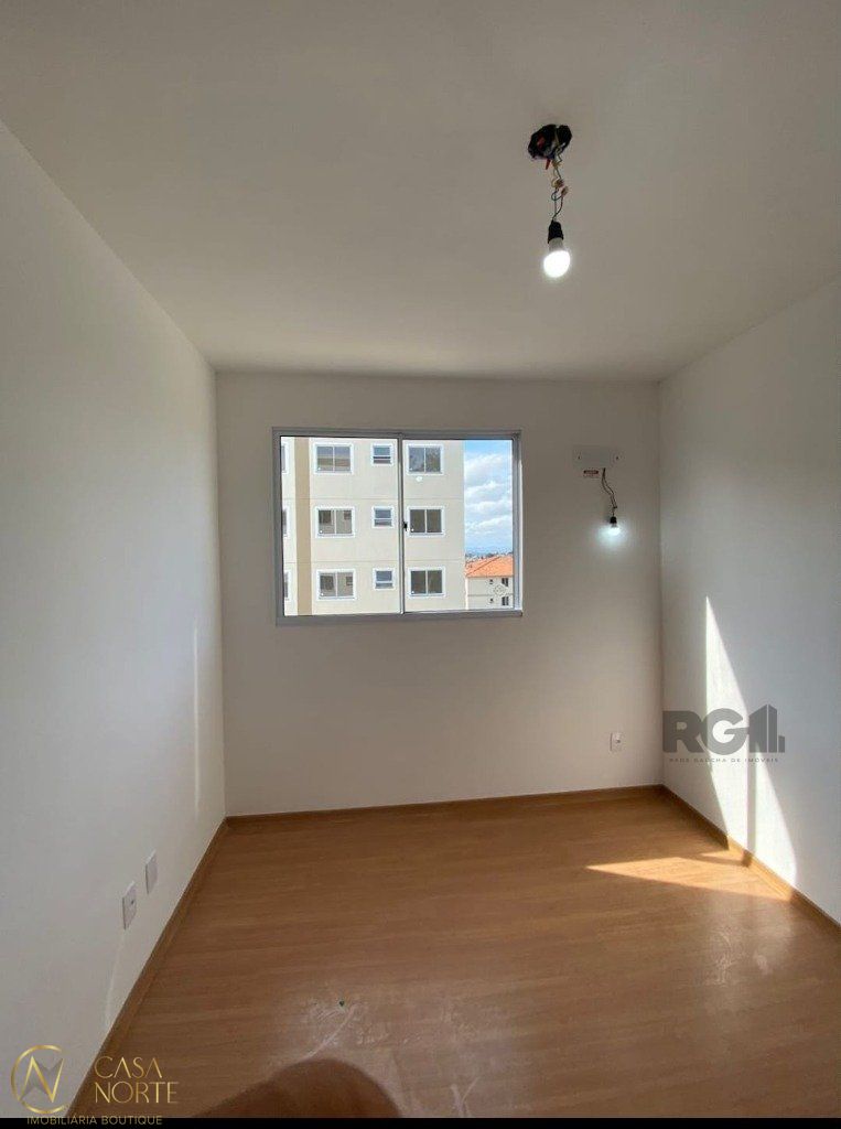 Apartamento à venda com 2 quartos, 40m², 1 vaga, Estrada Martim Félix Berta no bairro Mário Quintana em Porto Alegre