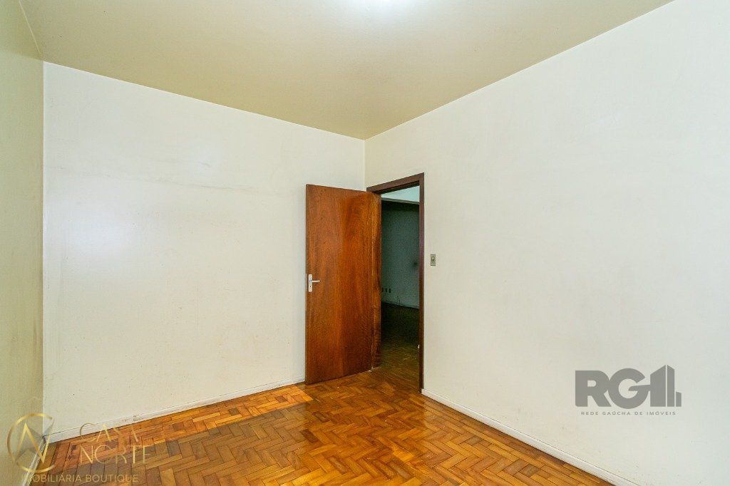 Apartamento à venda com 2 quartos, 60m², Avenida Benjamin Constant no bairro São João em Porto Alegre