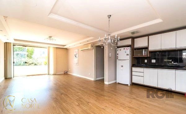 Apartamento à venda com 3 quartos, 117m², 1 suíte, 1 vaga, Rua Vinte e Quatro de Outubro no bairro Moinhos de Vento em Porto Alegre