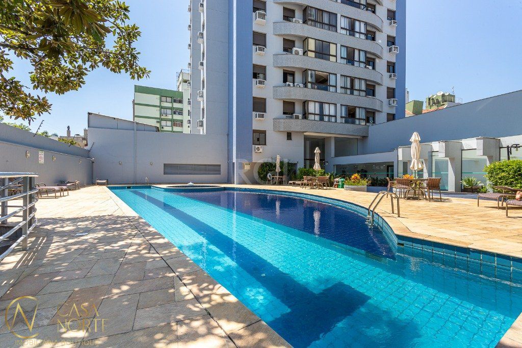 Apartamento à venda com 3 quartos, 89m², 1 suíte, 2 vagas, Rua Gonçalves Dias no bairro Menino Deus em Porto Alegre