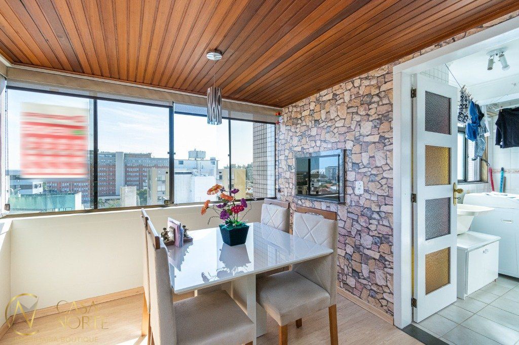 Apartamento à venda com 3 quartos, 99m², 1 suíte, 1 vaga, Rua Itororó no bairro Menino Deus em Porto Alegre