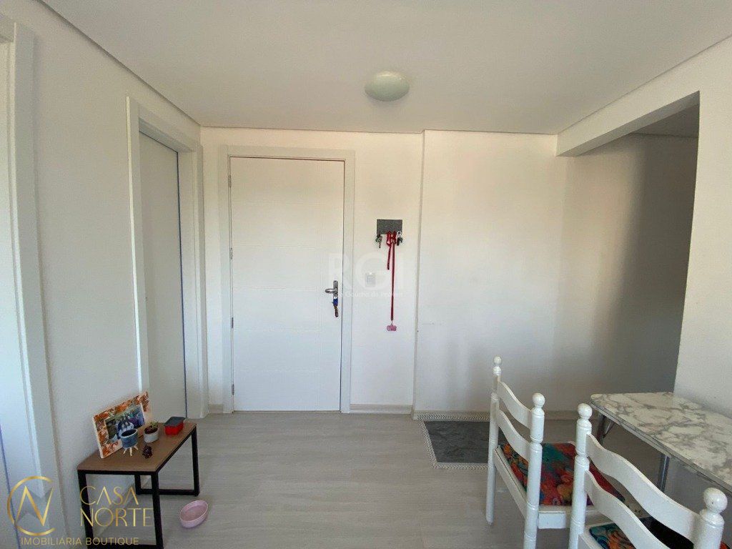 Apartamento à venda com 2 quartos, 55m², 1 vaga, Rua Dona Eugênia no bairro Santa Cecília em Porto Alegre