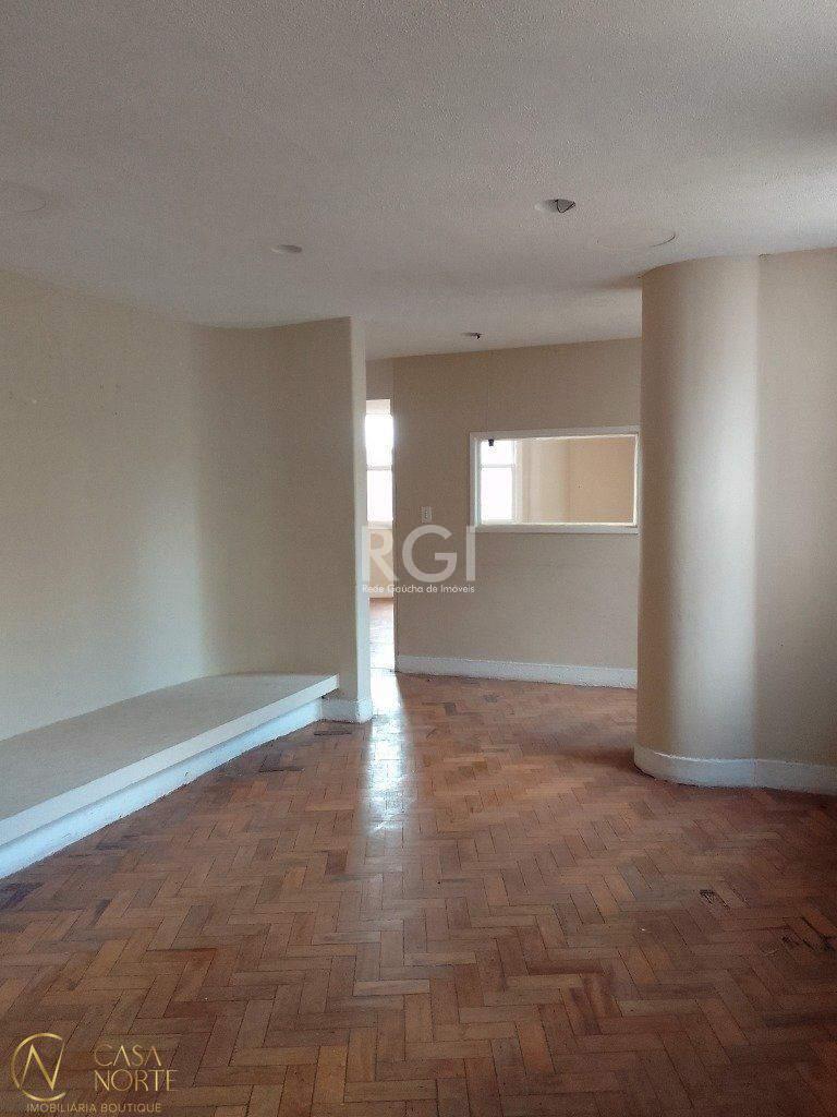 Sala Comercial à venda , 112m², Rua dos Andradas no bairro Centro Histórico em Porto Alegre