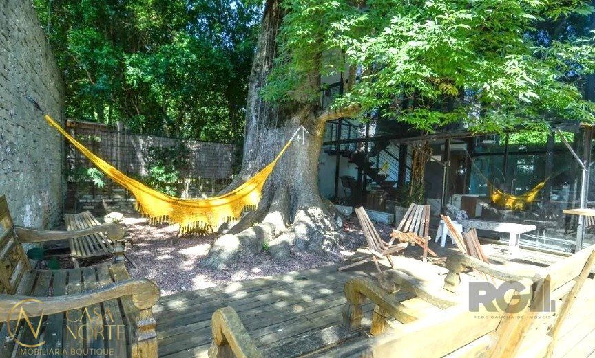 Casa à venda com 4 quartos, 190m², 2 suítes, Rua Lopo Gonçalves no bairro Cidade Baixa em Porto Alegre