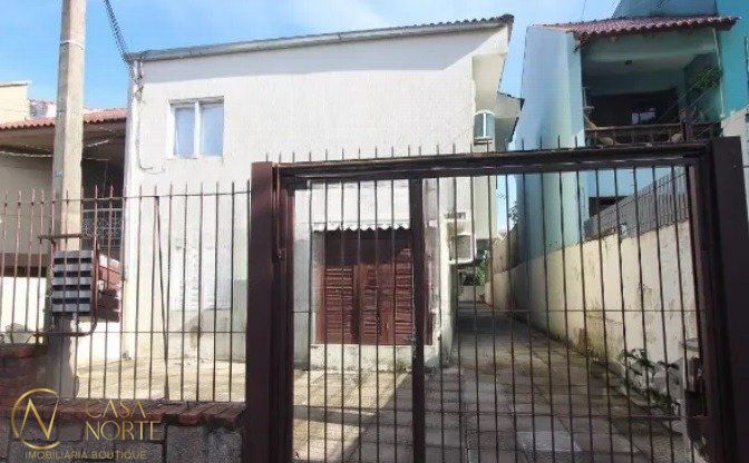 Casa de Condomínio à venda com 3 quartos, 80m², 1 vaga, Rua Barão do Amazonas no bairro Partenon em Porto Alegre