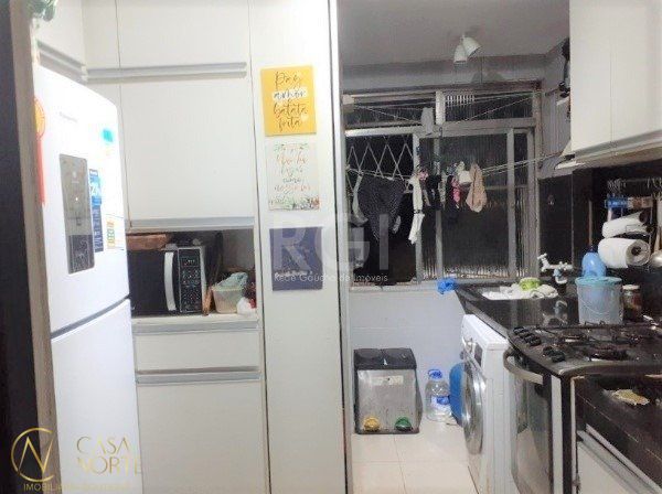 Apartamento à venda com 4 quartos, 77m², 1 vaga, Avenida Arnaldo Bohrer no bairro Teresópolis em Porto Alegre