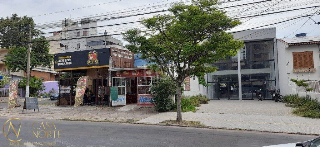Casa à venda com 2 quartos, 230m², 1 vaga, Avenida João Wallig no bairro Passo da Areia em Porto Alegre