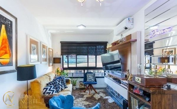 Apartamento à venda com 1 quarto, 40m², 1 vaga, Rua Professor Freitas e Castro no bairro Azenha em Porto Alegre