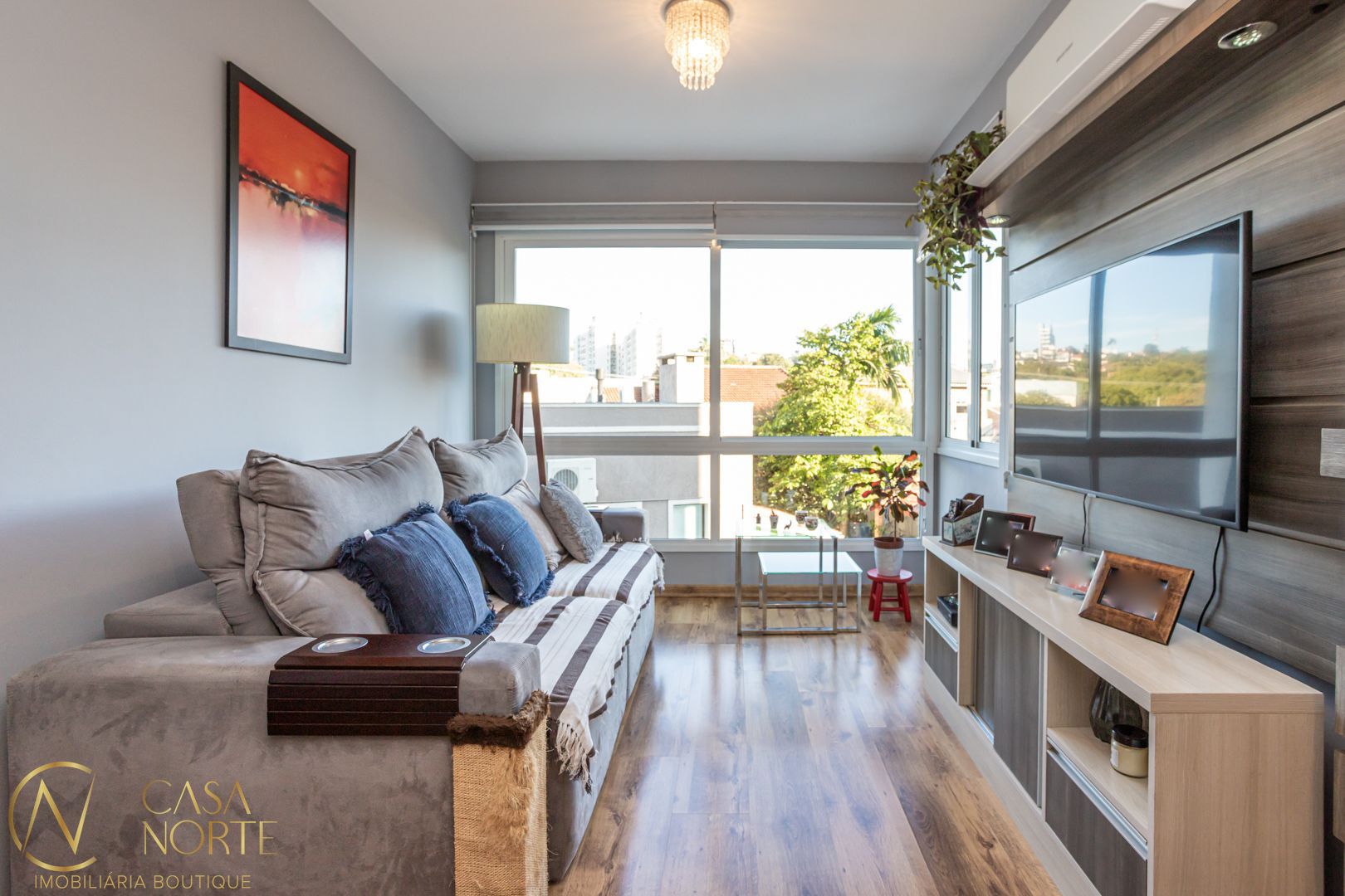 Apartamento à venda com 3 quartos, 75m², 1 suíte, 2 vagas, Rua Coronel Massot no bairro Cristal em Porto Alegre