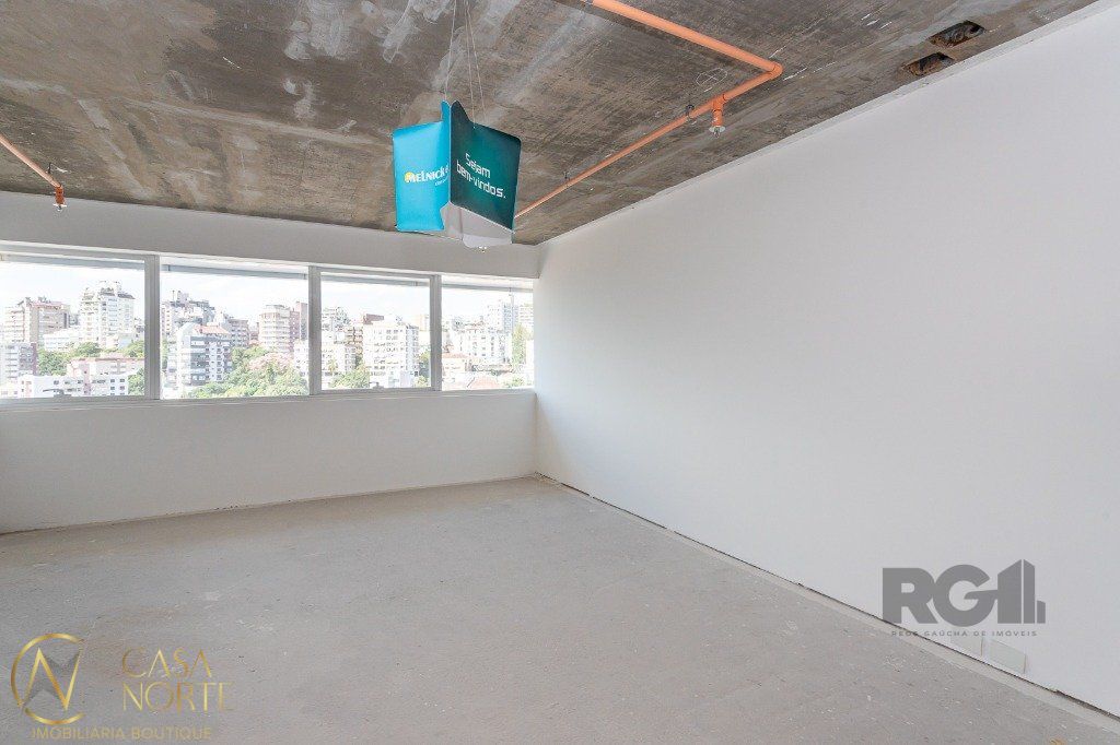 Sala Comercial à venda com 1 quarto, 38m², 1 vaga, Rua Ramiro Barcelos no bairro Moinhos de Vento em Porto Alegre