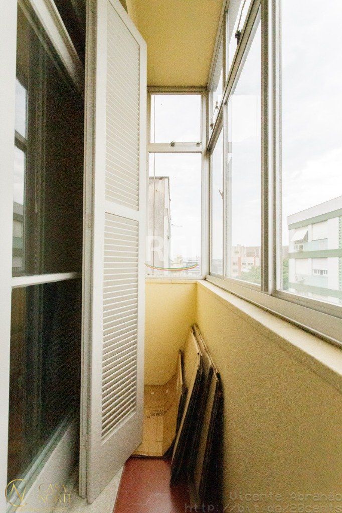 Apartamento à venda com 3 quartos, 89m², 1 vaga, Rua General Portinho no bairro Centro Histórico em Porto Alegre