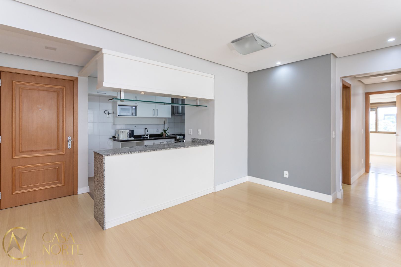 Apartamento à venda com 3 quartos, 89m², 1 suíte, 2 vagas, Rua Gonçalves Dias no bairro Menino Deus em Porto Alegre