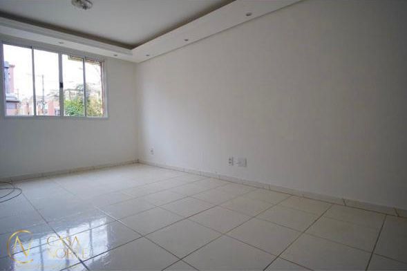 Casa de Condomínio à venda com 4 quartos, 86m², 1 suíte, 1 vaga, Rua Tenente Ary Tarrago no bairro Jardim Itu em Porto Alegre