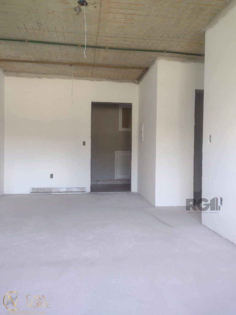 Apartamento à venda com 2 quartos, 70m², 1 suíte, 2 vagas, Rua Edmundo Bastian no bairro Cristo Redentor em Porto Alegre