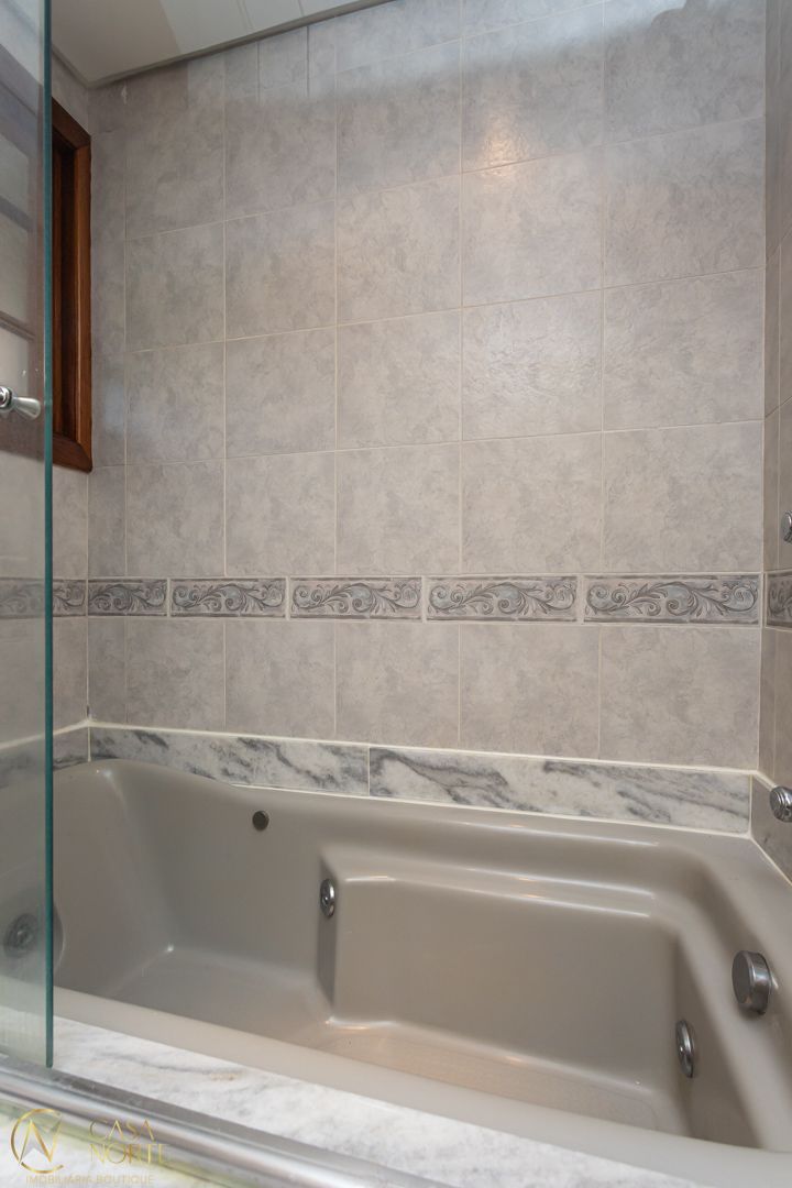 Apartamento à venda com 2 quartos, 110m², 1 suíte, 2 vagas, Rua Casemiro de Abreu no bairro Bela Vista em Porto Alegre