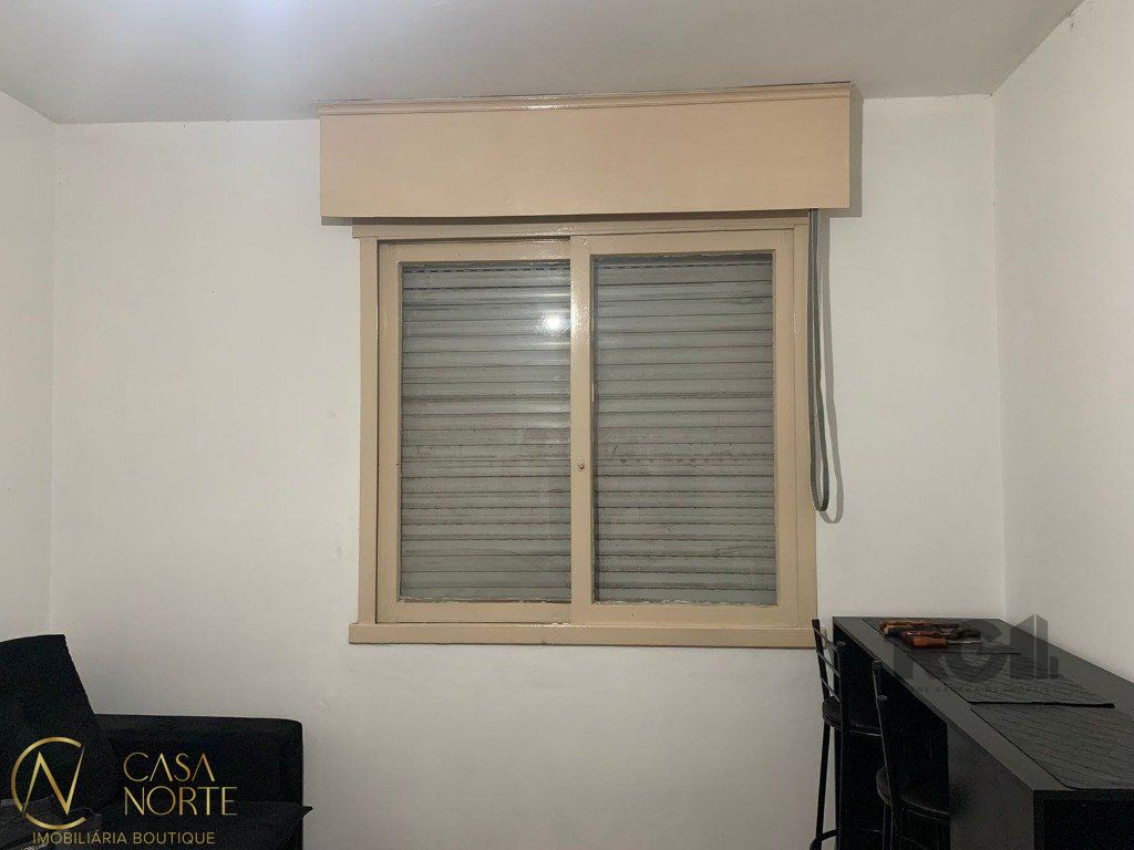 Apartamento à venda com 1 quarto, 35m², Avenida Juscelino Kubitschek de Oliveira no bairro Jardim Leopoldina em Porto Alegre