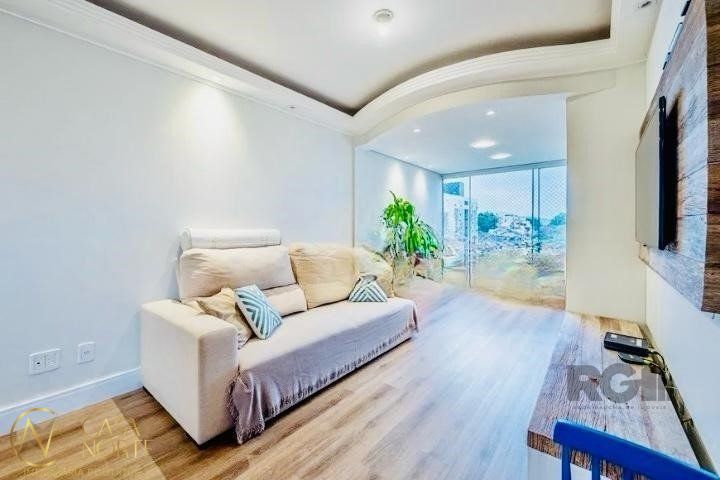 Apartamento à venda com 3 quartos, 112m², 1 suíte, 2 vagas, Avenida General Barreto Viana no bairro Chácara das Pedras em Porto Alegre