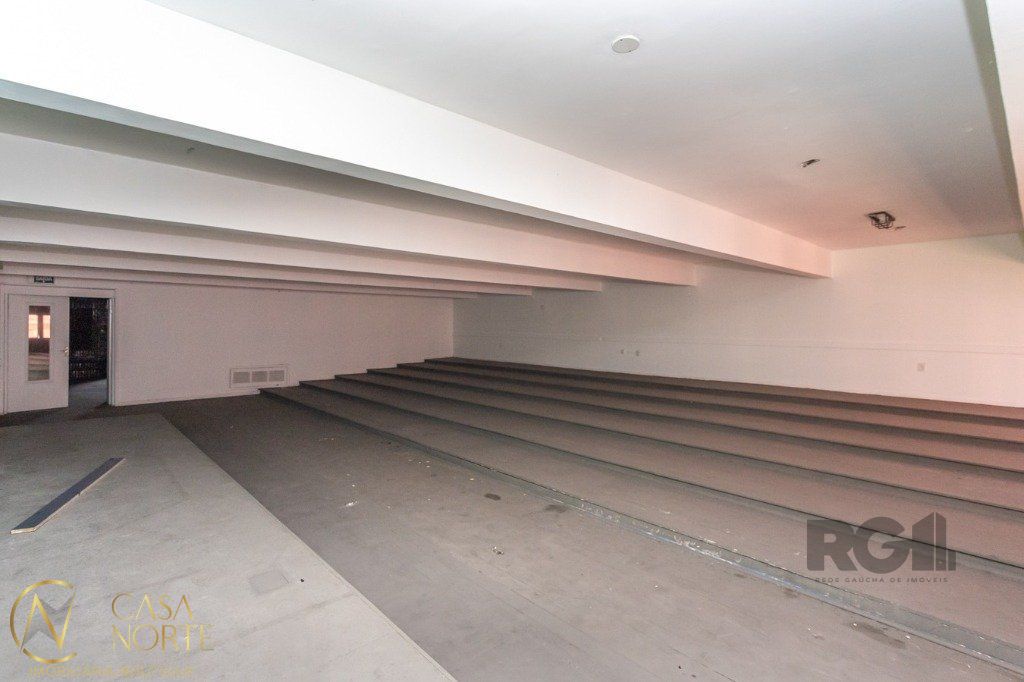 Sala Comercial à venda , 157m², Avenida Senador Salgado Filho no bairro Centro Histórico em Porto Alegre