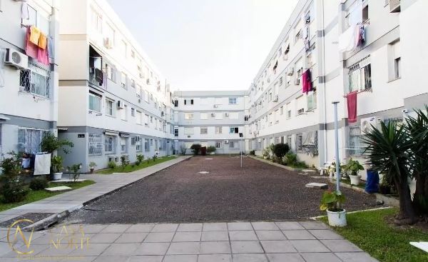 Apartamento à venda com 2 quartos, 69m², 1 suíte, 1 vaga, Rua Camaquã no bairro Camaquã em Porto Alegre