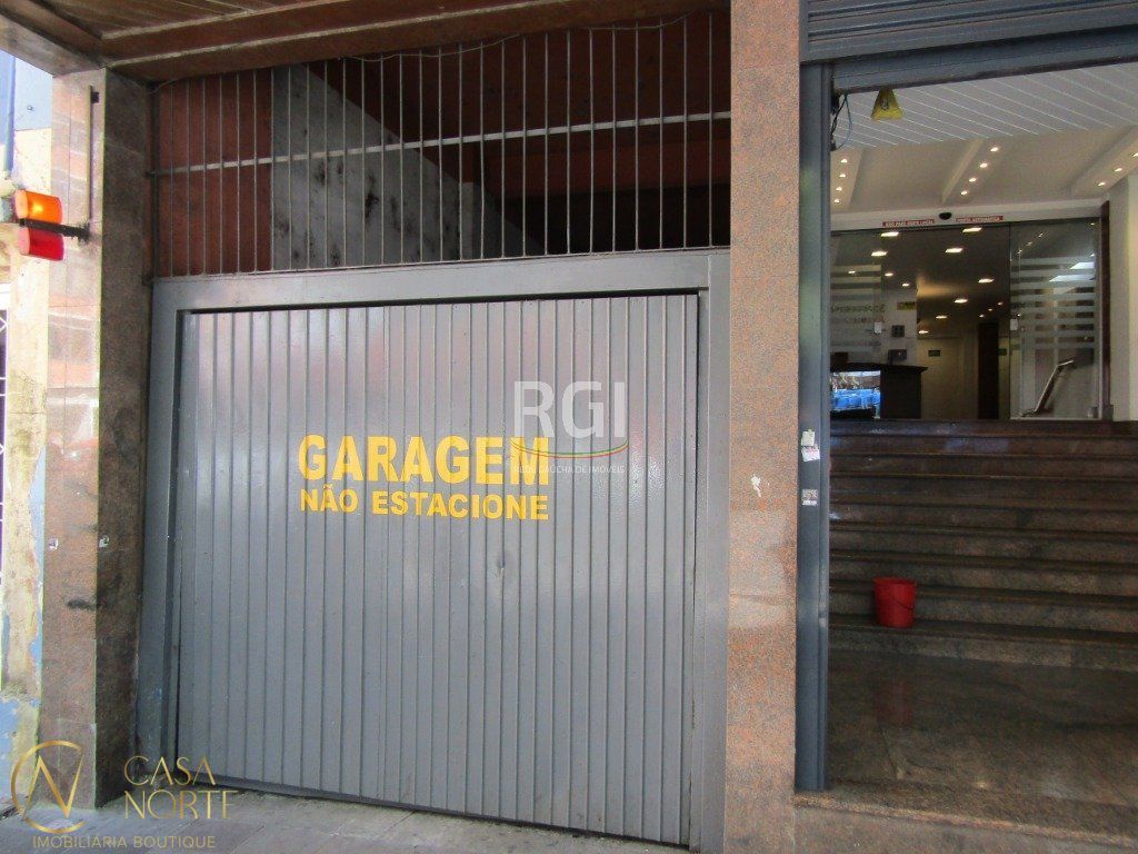 Sala Comercial à venda com 2 quartos, 44m², 1 vaga, Praça Dom Feliciano no bairro Centro Histórico em Porto Alegre