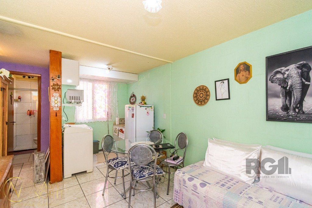 Apartamento à venda com 2 quartos, 38m², 1 vaga, Beco Pedro Rodrigues Bittencourt no bairro Vila Nova em Porto Alegre