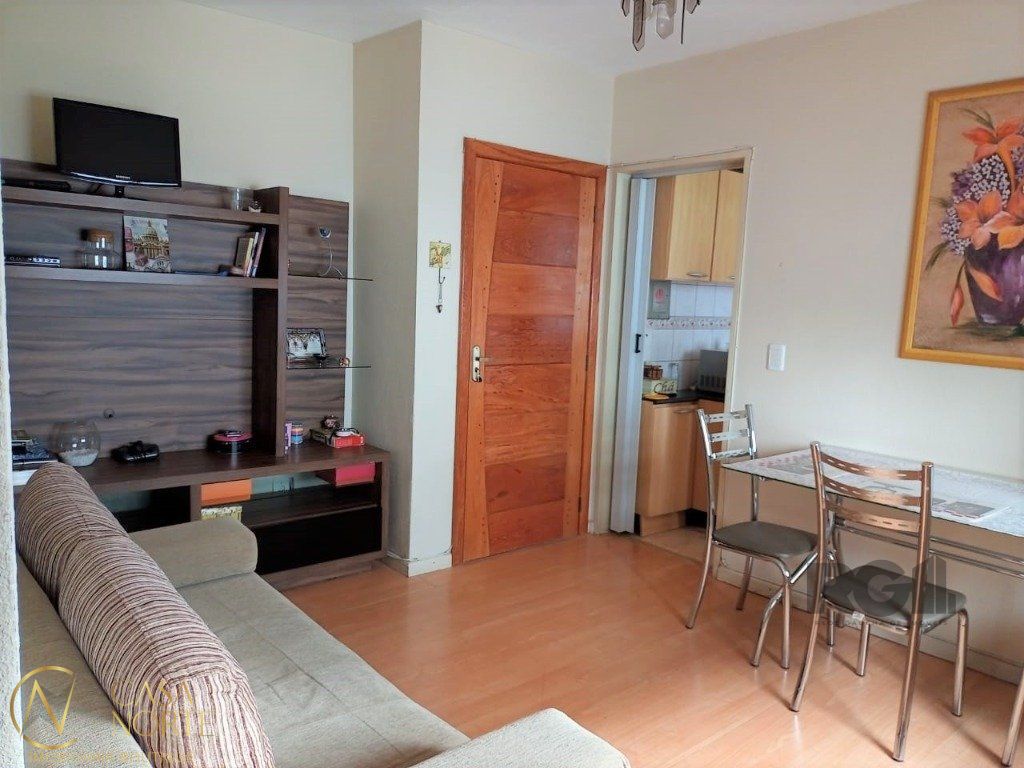 Apartamento à venda com 2 quartos, 52m², 1 vaga, Avenida Professor Oscar Pereira no bairro Azenha em Porto Alegre
