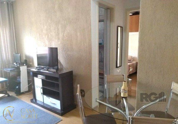 Apartamento à venda com 1 quarto, 44m², Rua Ângelo Crivellaro no bairro Jardim do Salso em Porto Alegre