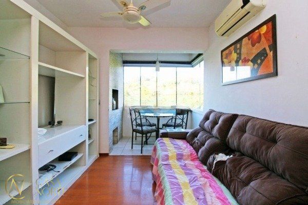 Apartamento à venda com 2 quartos, 61m², 1 vaga, Rua Costa Lima no bairro Nonoai em Porto Alegre
