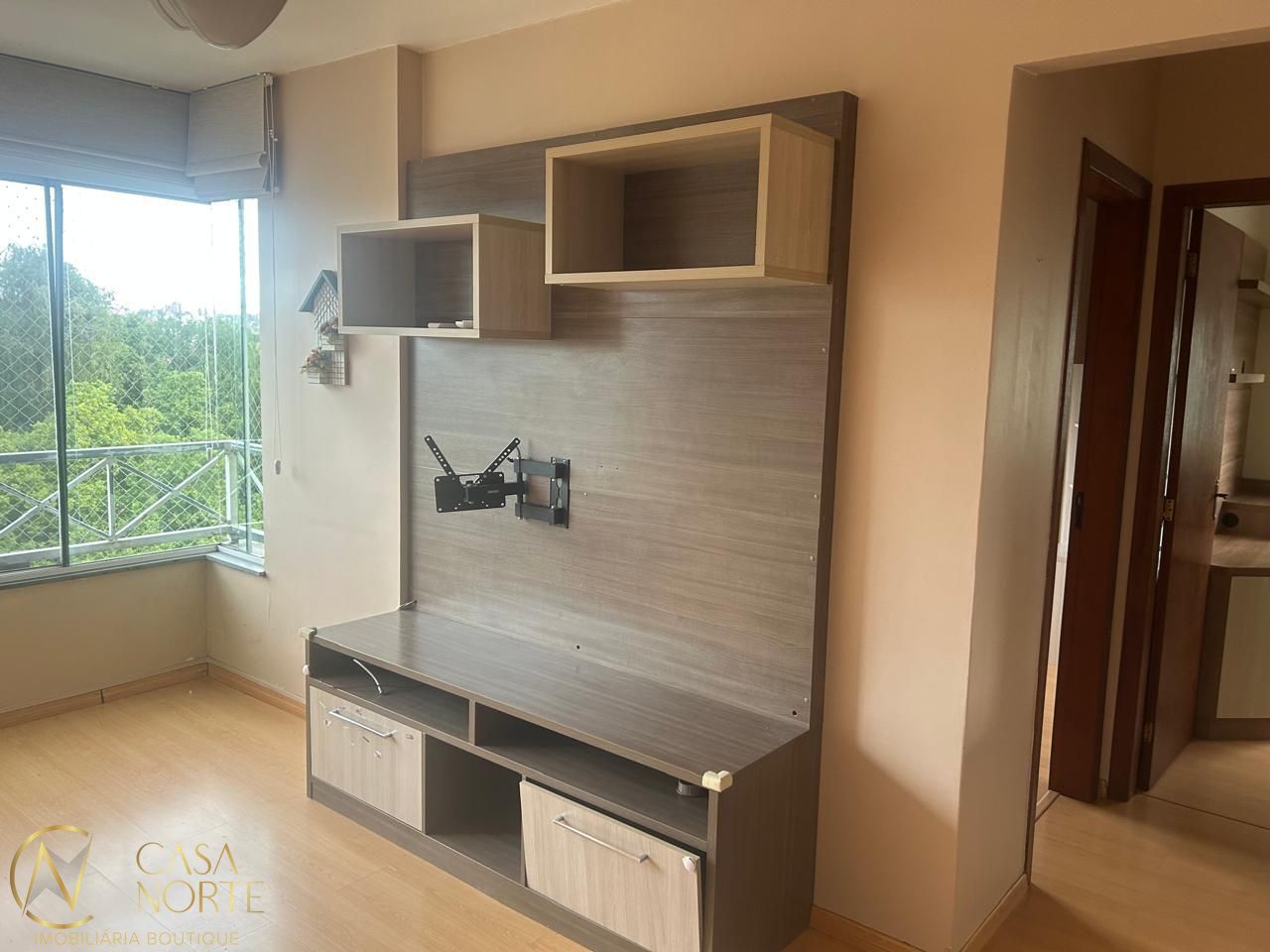 Apartamento à venda com 2 quartos, 55m², 1 vaga, Rua Xavier da Cunha no bairro Nonoai em Porto Alegre