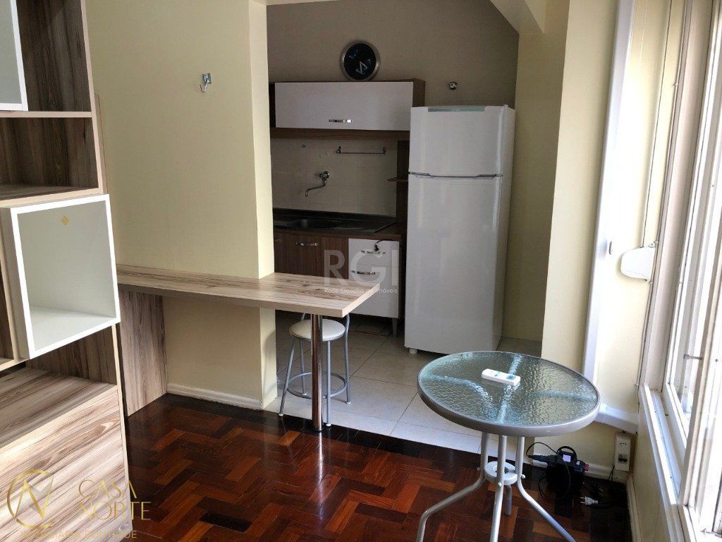 Apartamento à venda com 1 quarto, 31m², Rua Barão do Amazonas no bairro Jardim  Botânico em Porto Alegre