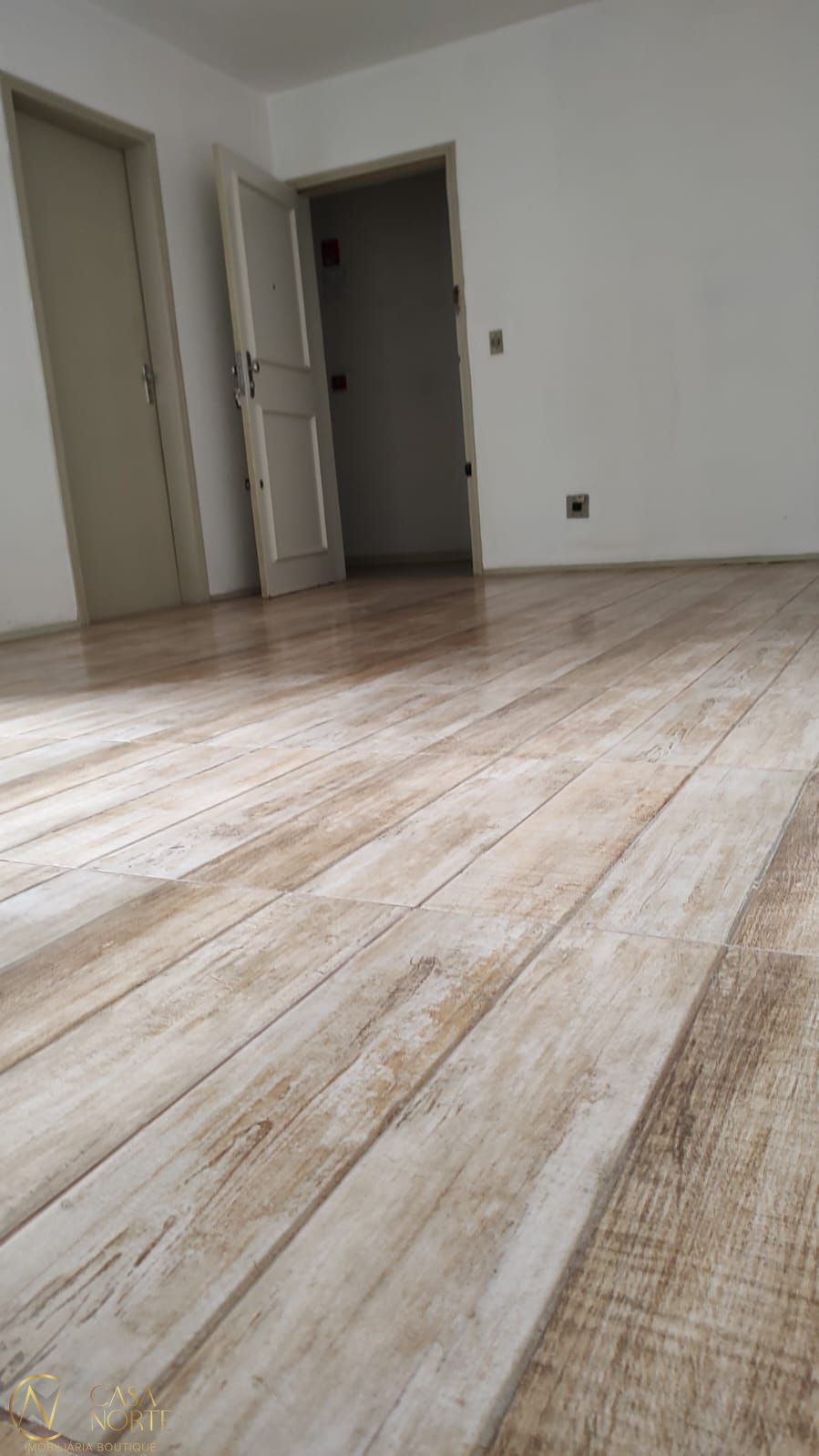 Apartamento à venda com 1 quarto, 28m², Avenida Loureiro da Silva no bairro Cidade Baixa em Porto Alegre