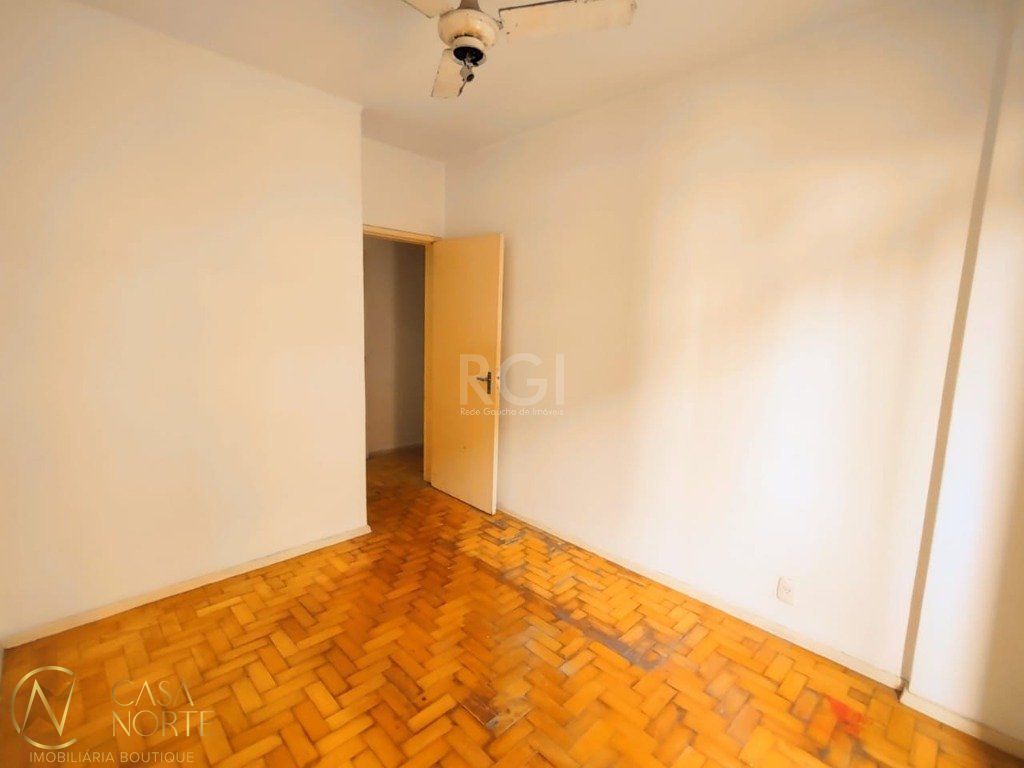 Apartamento à venda com 4 quartos, 134m², Rua Santo Antônio no bairro Floresta em Porto Alegre
