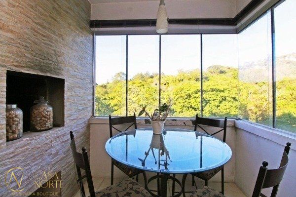 Apartamento à venda com 2 quartos, 61m², 1 vaga, Rua Costa Lima no bairro Nonoai em Porto Alegre