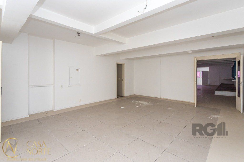 Sala Comercial à venda , 255m², Avenida Senador Salgado Filho no bairro Centro Histórico em Porto Alegre