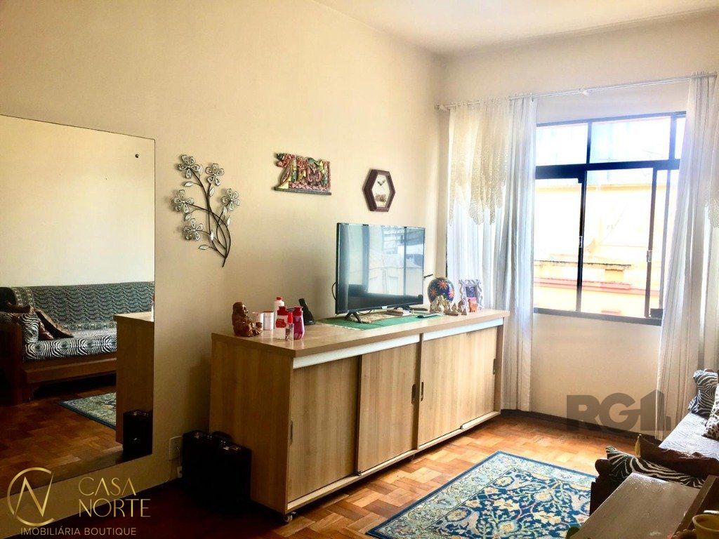 Apartamento à venda com 1 quarto, 52m², Avenida Alberto Bins no bairro Centro Histórico em Porto Alegre